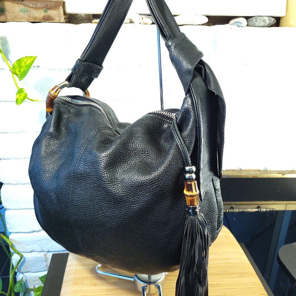 RARE Gucci Leather Bag with Bamboo and leather tassel detailing - Picture 1 of 16